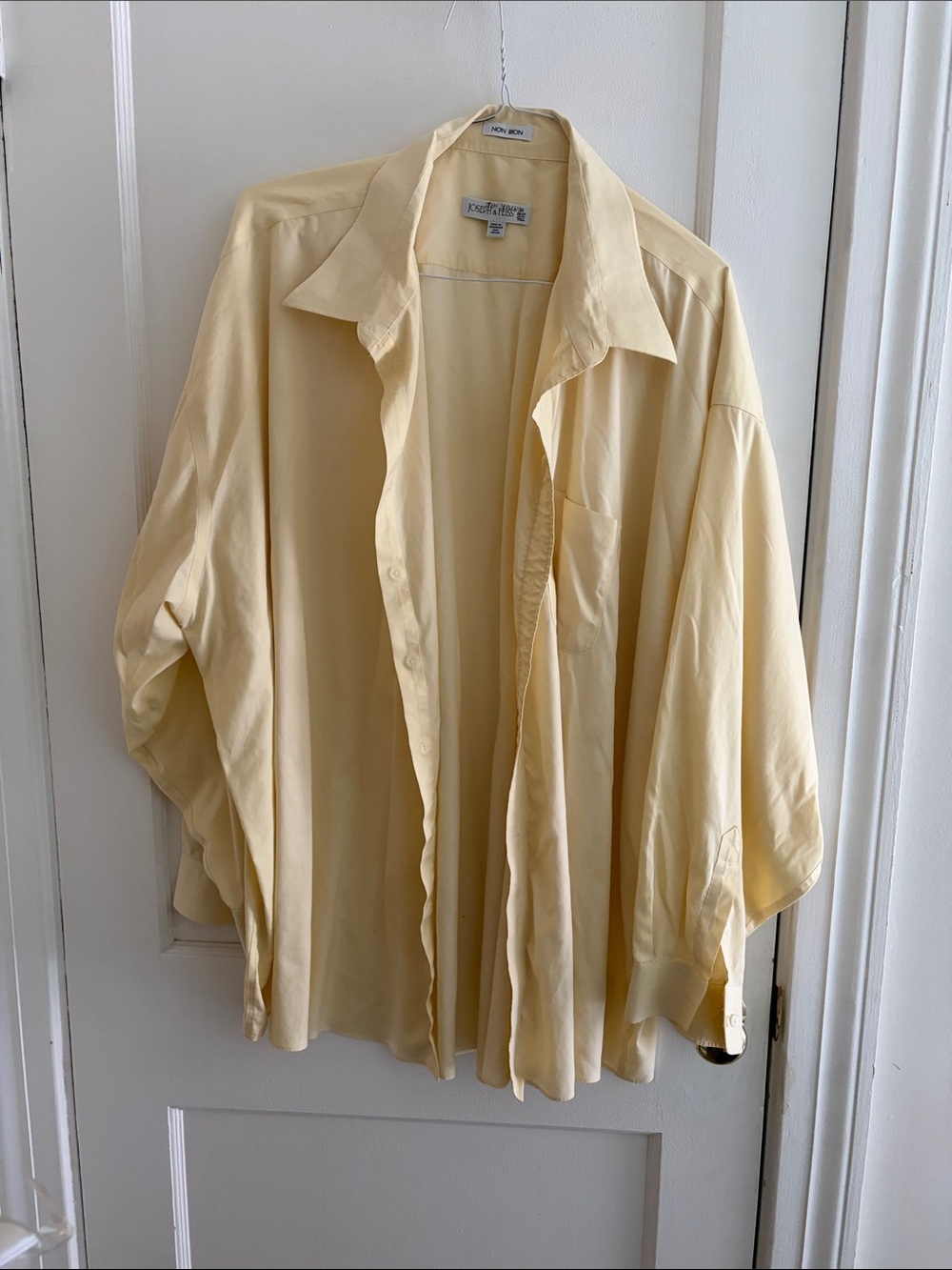 Joseph & Feiss Light Cream Button-Down Shirt